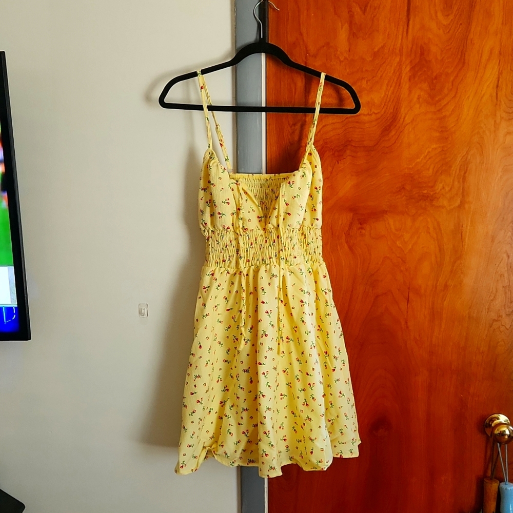 Brand new, never worn, SHEIN Yellow strappy sun dress/top